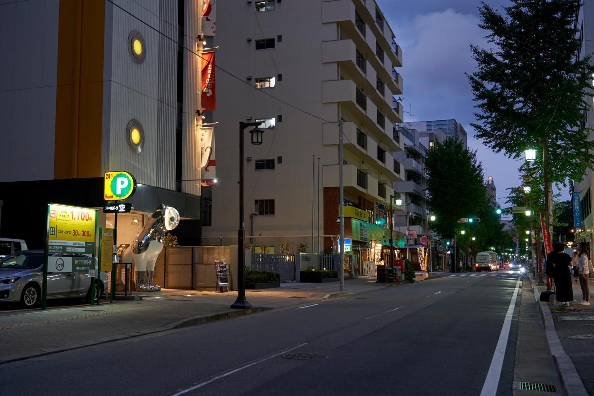 Webase Hakata Hostel Fukuoka  Exterior foto